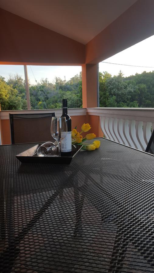 Apartman Precca Supetarska Draga Exterior photo
